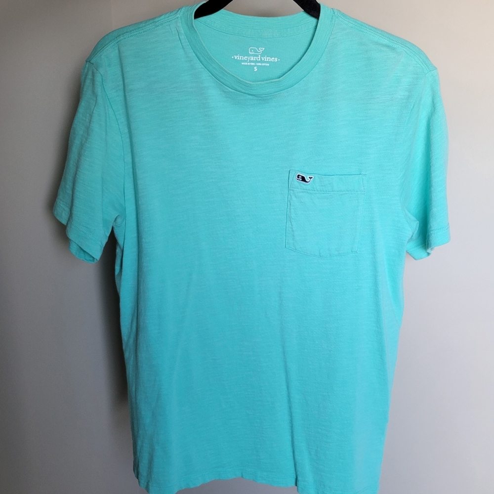 Vineyard Vines T-shirt